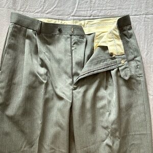Men's Light Gray Pleated Pants 36x30